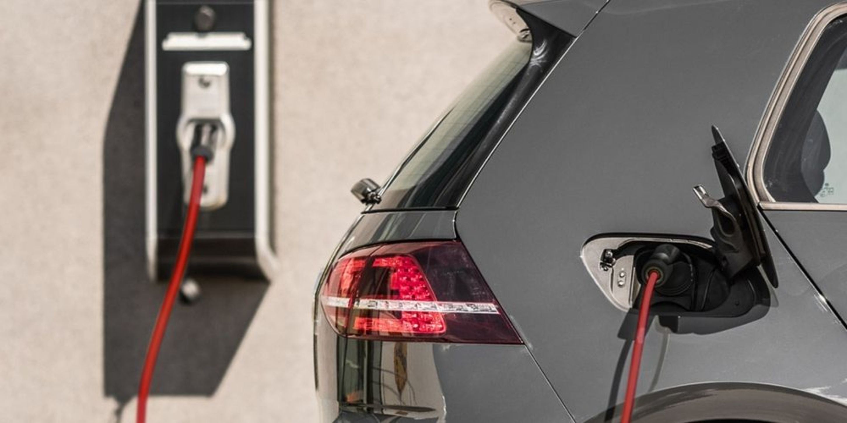 Schutz für E-Mobility bei Elektrotechnik Dirk Sebastian in Schönwölkau