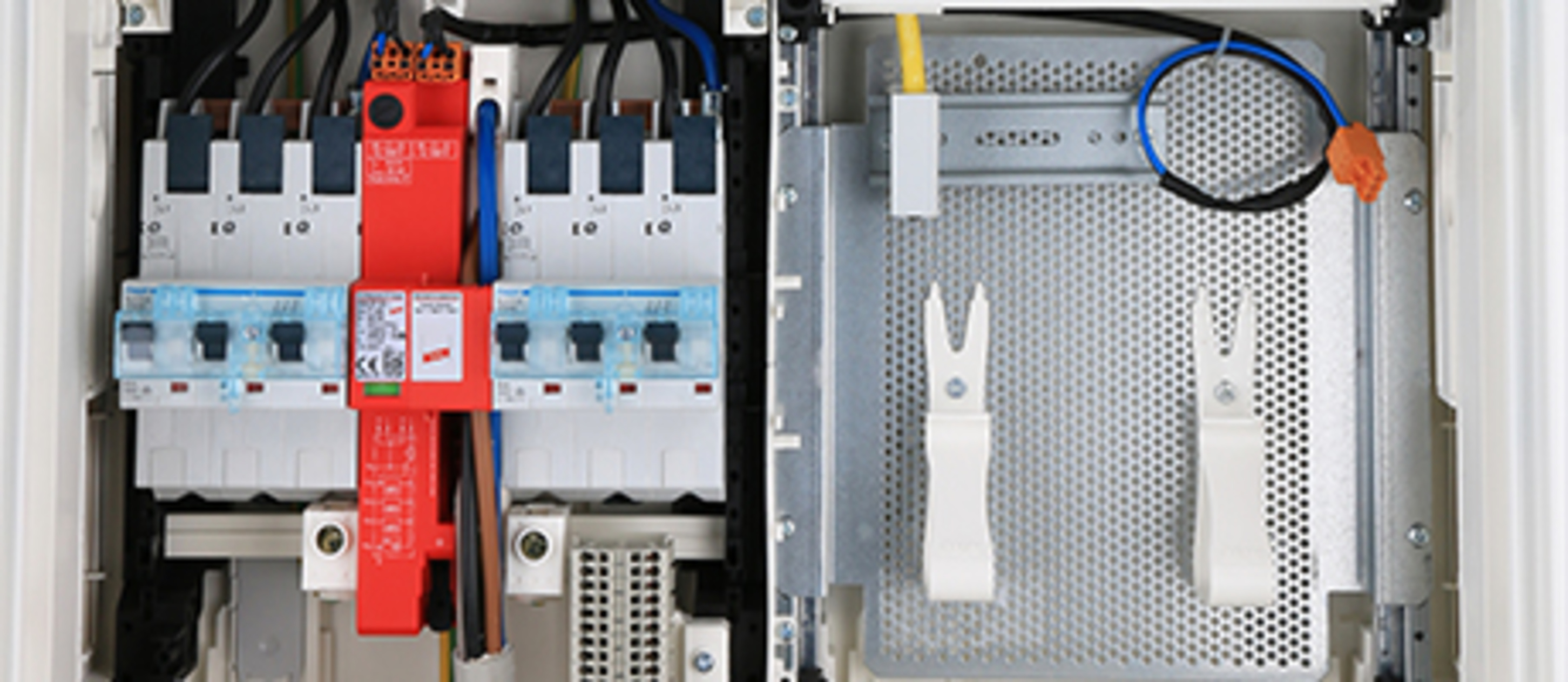 Hausanschluss, Zähler und Unterverteiler bei Elektrotechnik Dirk Sebastian in Schönwölkau