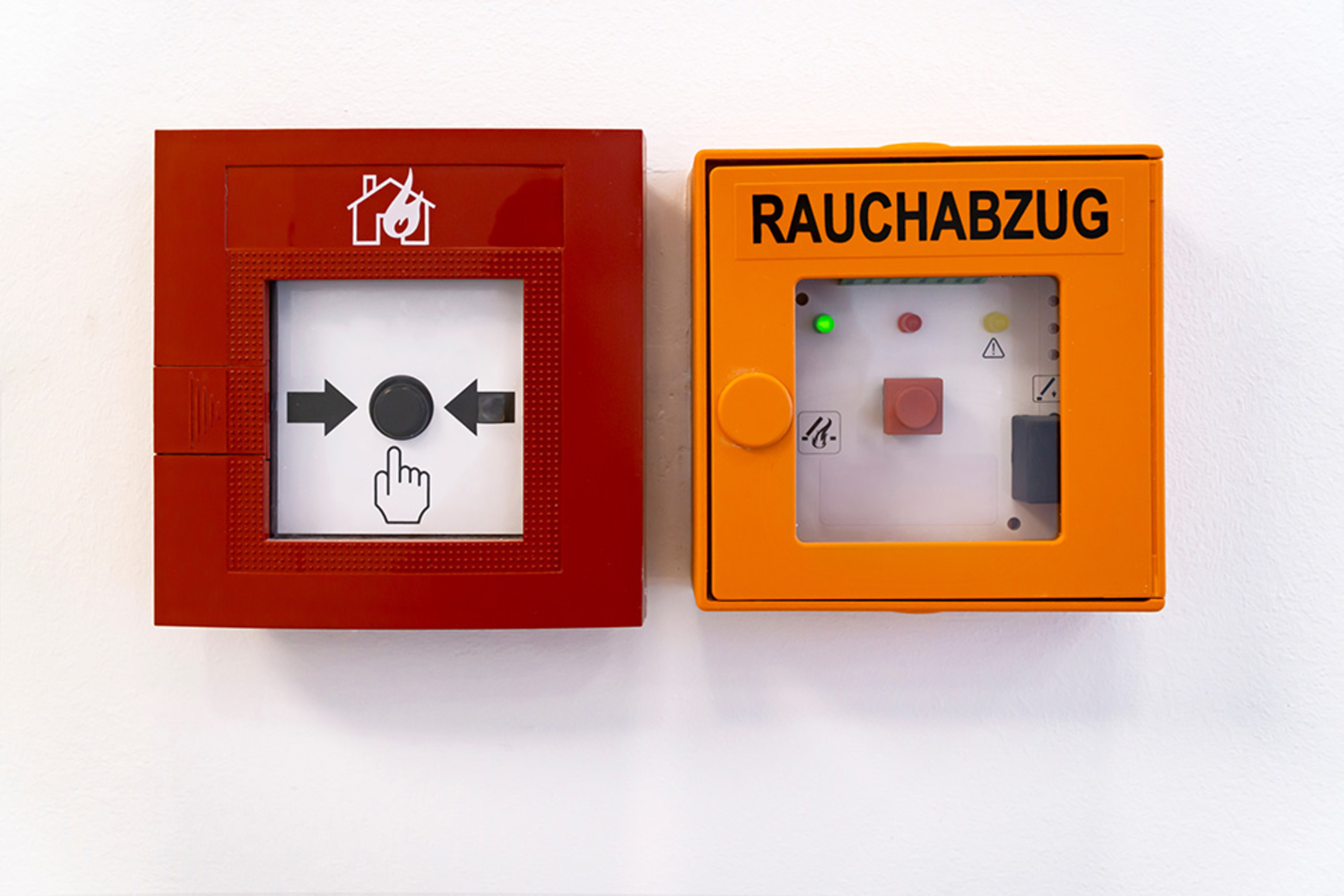 Rauchwärme­abzug bei Elektrotechnik Dirk Sebastian in Schönwölkau